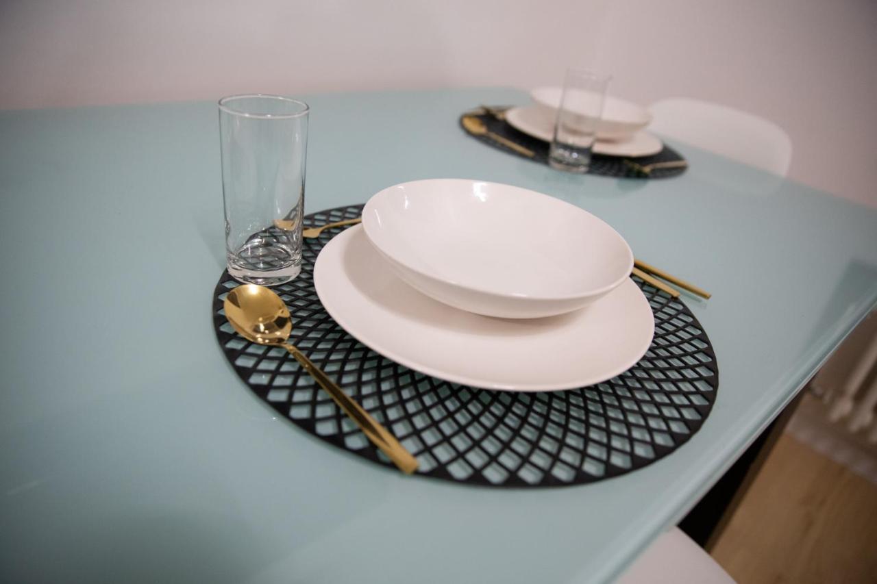 Appartamento Sweet House Meda Milano Esterno foto